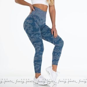 NVGTN Camo Seamless Legging Slate Blue NWT
